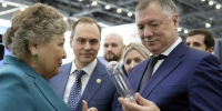Марат Хуснуллин осмотрел стенд Республики Мордовия на «KazanForum-2025» - Вестник Мордовии
