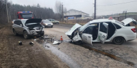 В автошколу запишусь, пусть меня научат: в Саранске учебная машина врезалась во внедорожник на встречке - Столица С