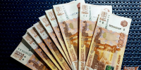 Фальшивомонетчики в России перешли с рублей на доллары - Info-Rm.Com