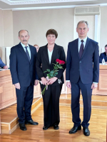 Вручены удостоверения федеральным судьям.
