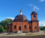 В достраивающемся салминском храме в престольное торжество прошло праздничное богослужение